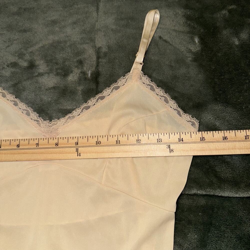 Vintage JCPenney Slip Dress Women 12/34 Beige Nylon Lace Trim Workers Union Made - Picture 5 of 7